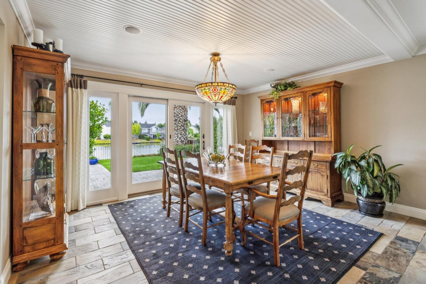 Detail Gallery Image 18 of 50 For 631 Marlin Ct, Redwood City,  CA 94065 - 4 Beds | 2/1 Baths