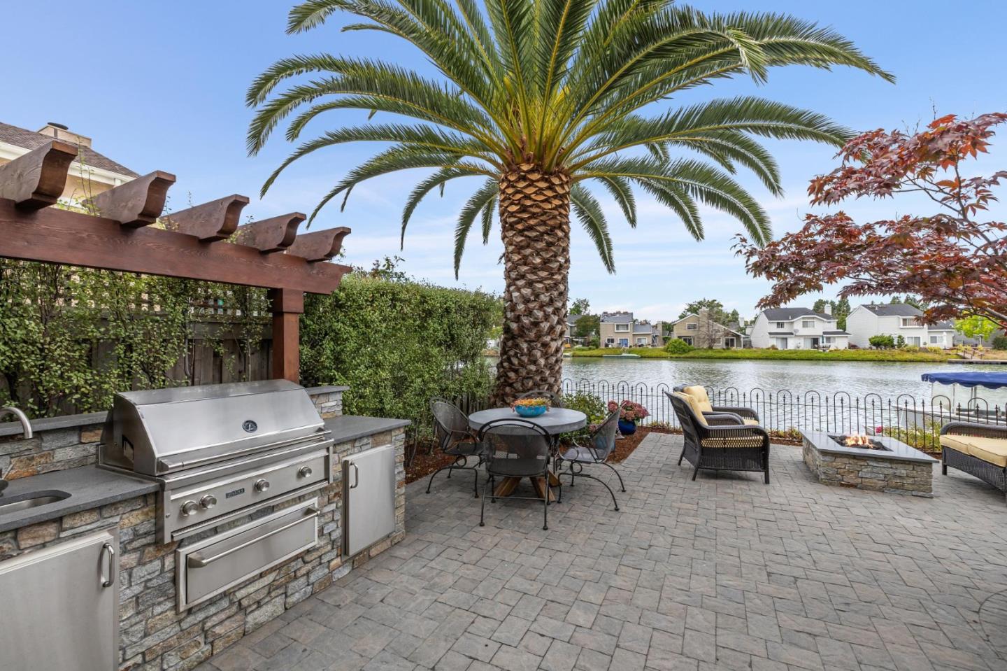 Detail Gallery Image 39 of 50 For 631 Marlin Ct, Redwood City,  CA 94065 - 4 Beds | 2/1 Baths