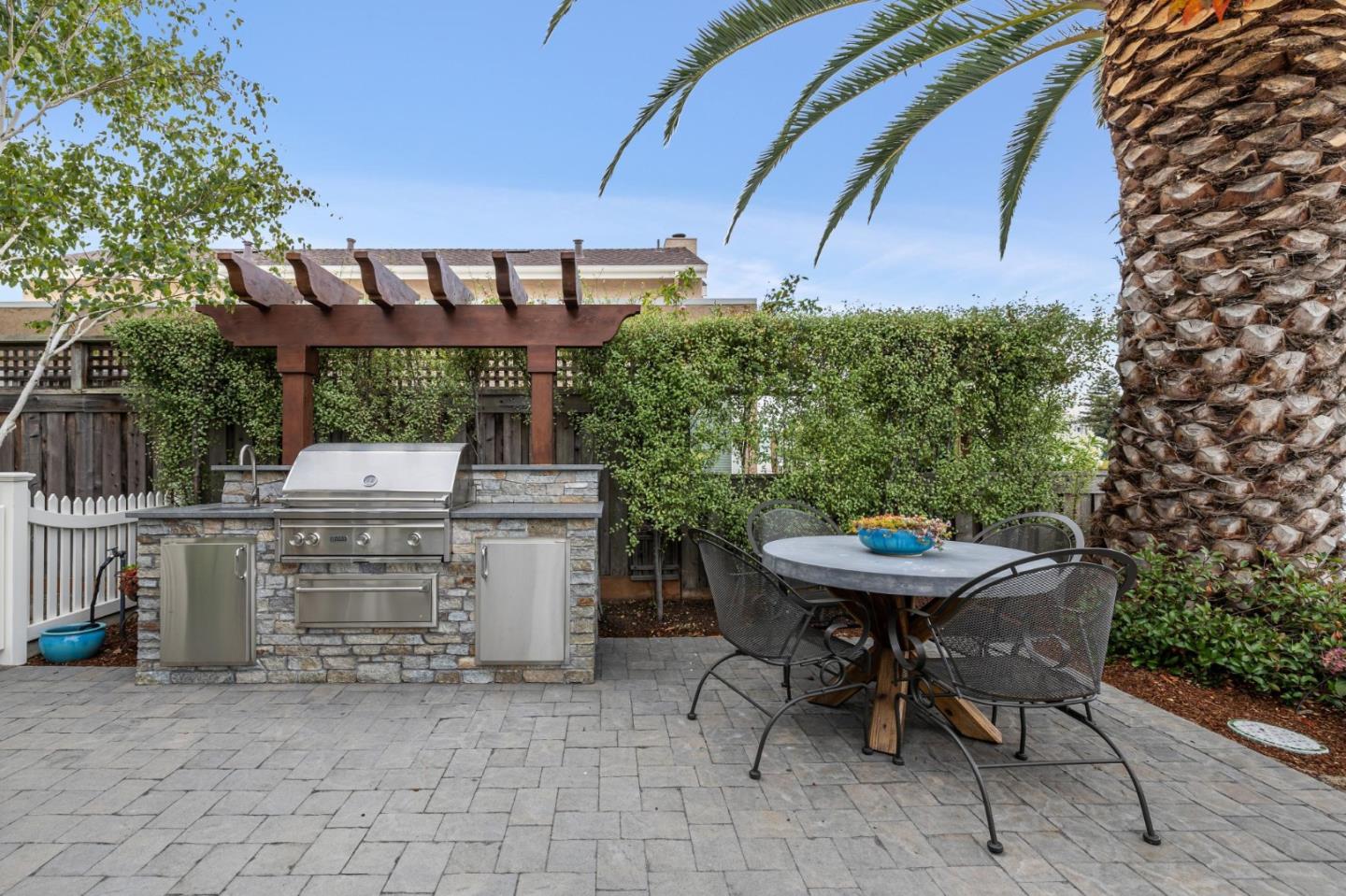 Detail Gallery Image 40 of 50 For 631 Marlin Ct, Redwood City,  CA 94065 - 4 Beds | 2/1 Baths
