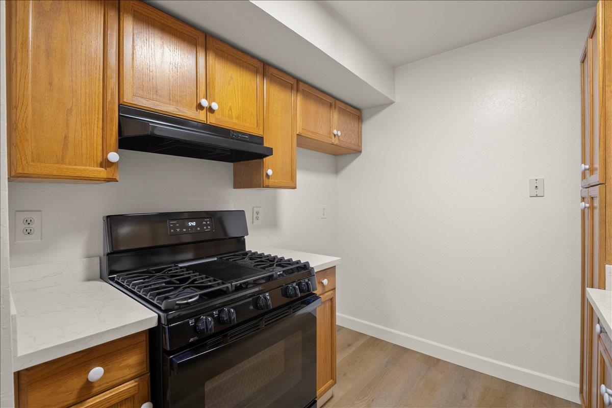 Detail Gallery Image 10 of 29 For 284 Rio Verde Pl #3,  Milpitas,  CA 95035 - 2 Beds | 1 Baths