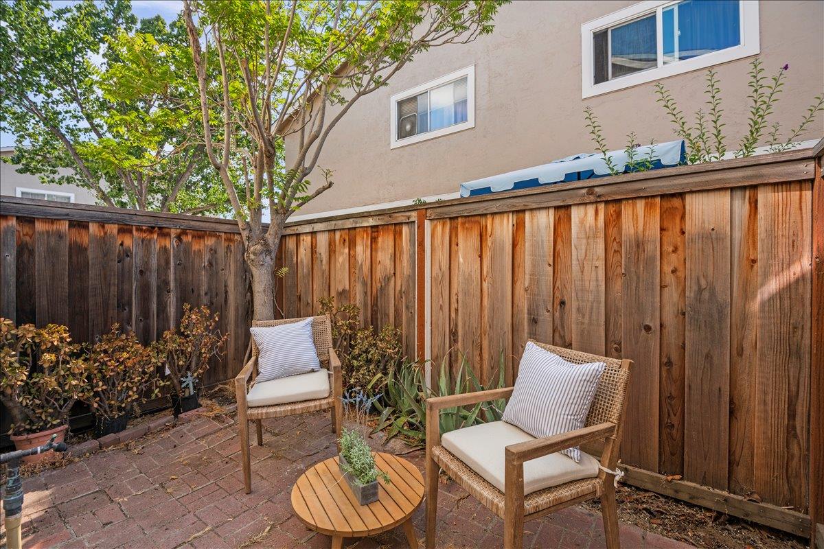 Detail Gallery Image 20 of 29 For 284 Rio Verde Pl #3,  Milpitas,  CA 95035 - 2 Beds | 1 Baths