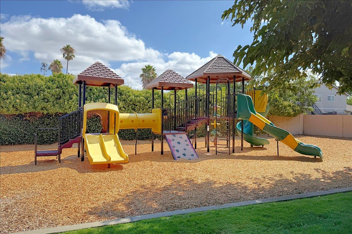 Detail Gallery Image 26 of 29 For 284 Rio Verde Pl #3,  Milpitas,  CA 95035 - 2 Beds | 1 Baths