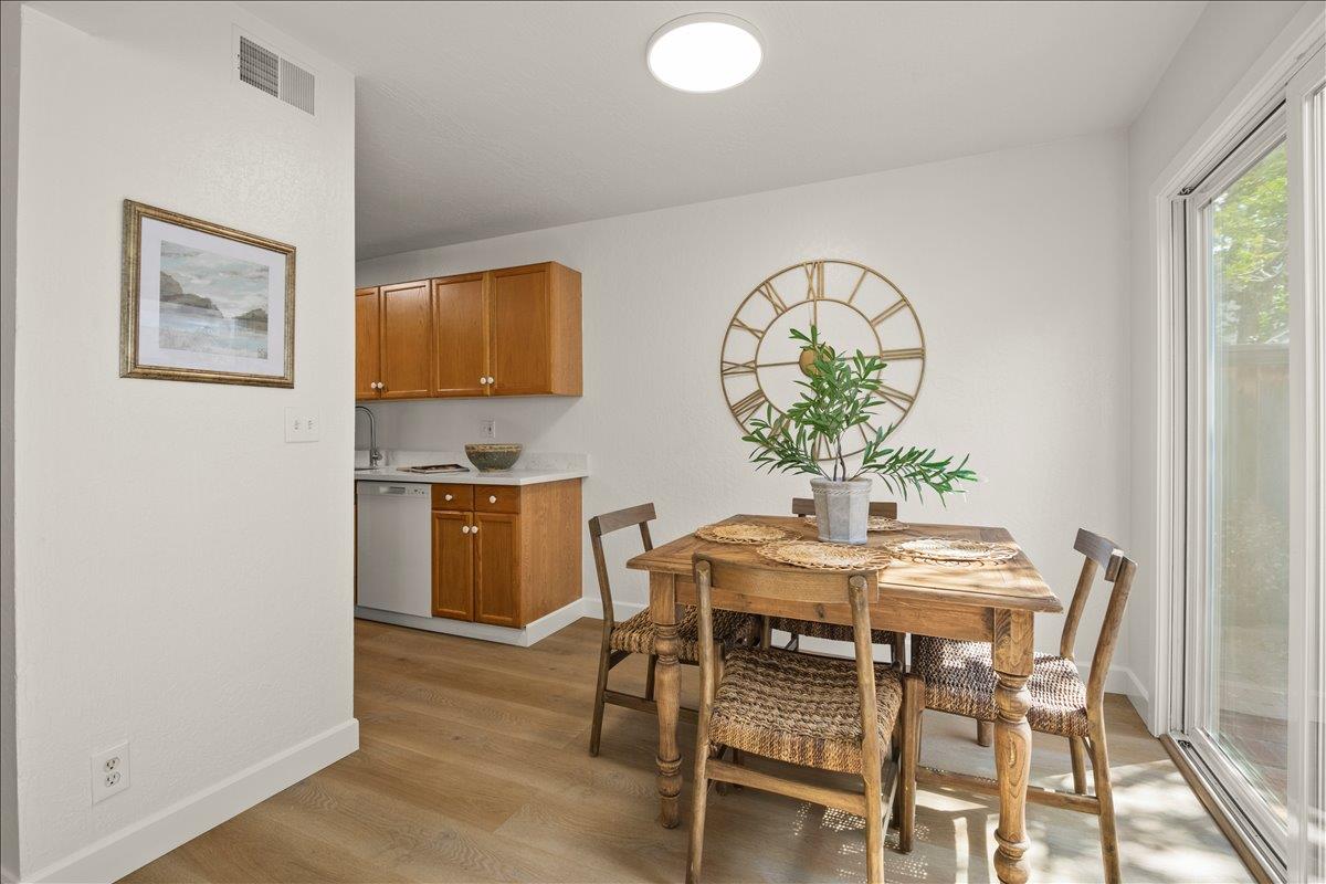 Detail Gallery Image 6 of 29 For 284 Rio Verde Pl #3,  Milpitas,  CA 95035 - 2 Beds | 1 Baths