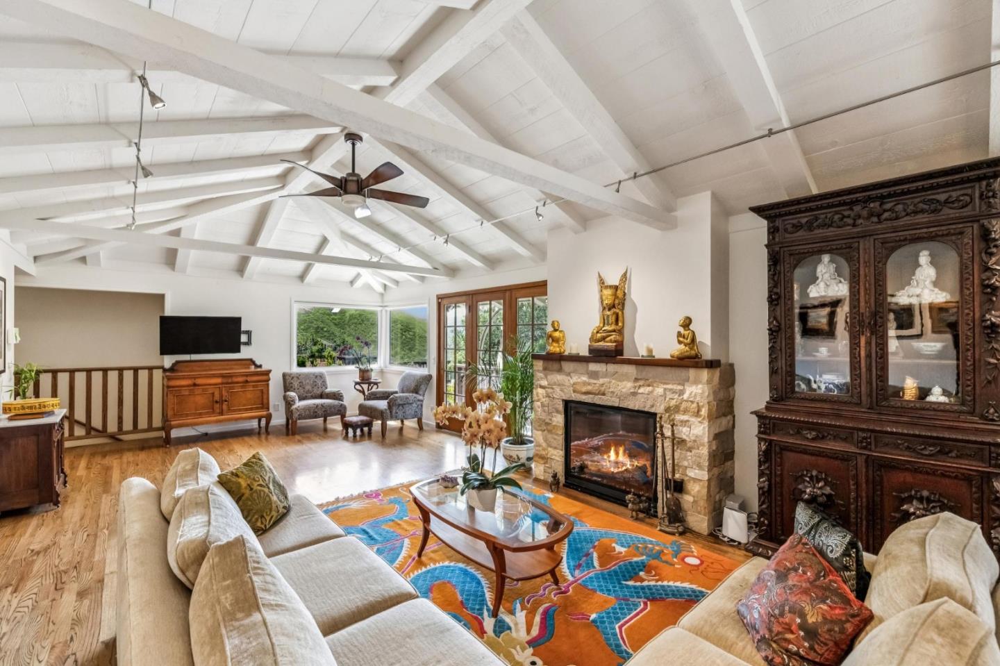 Detail Gallery Image 11 of 48 For 760 Country Club Dr, Carmel Valley,  CA 93924 - 4 Beds | 3 Baths