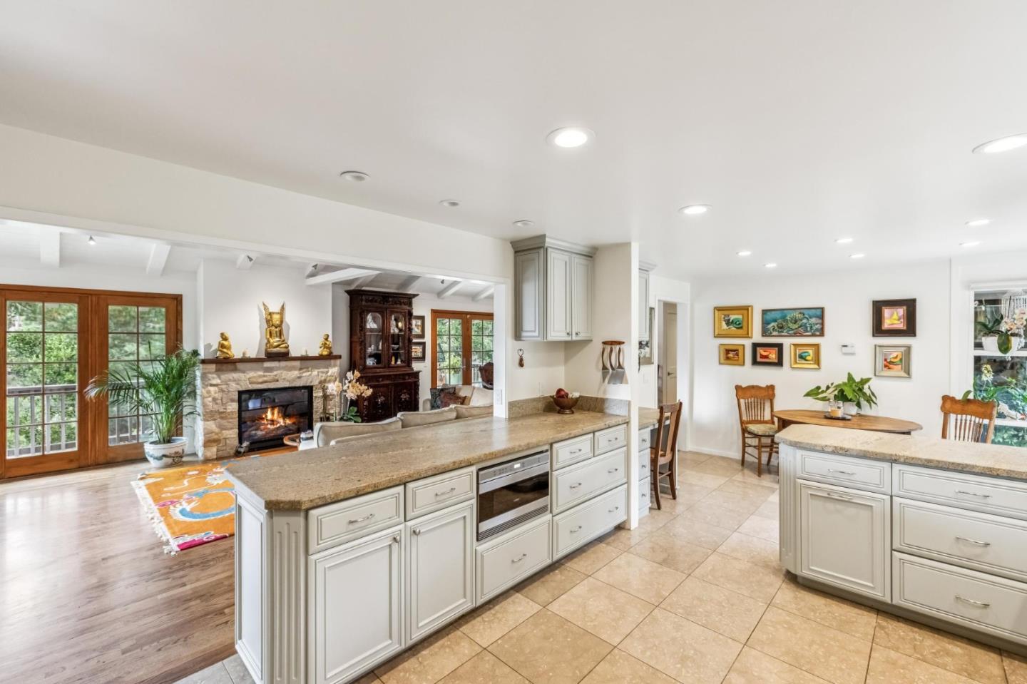 Detail Gallery Image 15 of 48 For 760 Country Club Dr, Carmel Valley,  CA 93924 - 4 Beds | 3 Baths