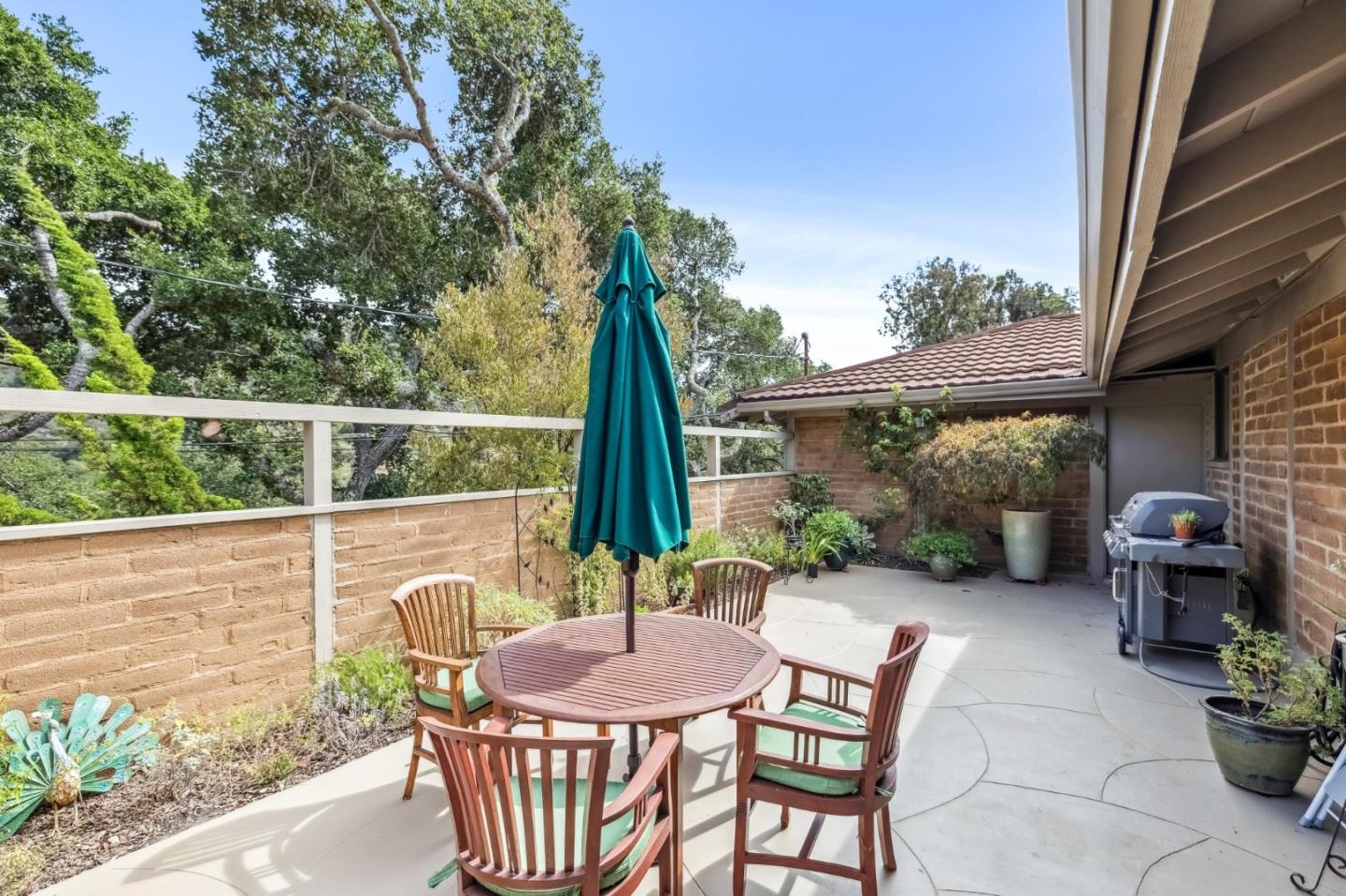 Detail Gallery Image 18 of 48 For 760 Country Club Dr, Carmel Valley,  CA 93924 - 4 Beds | 3 Baths