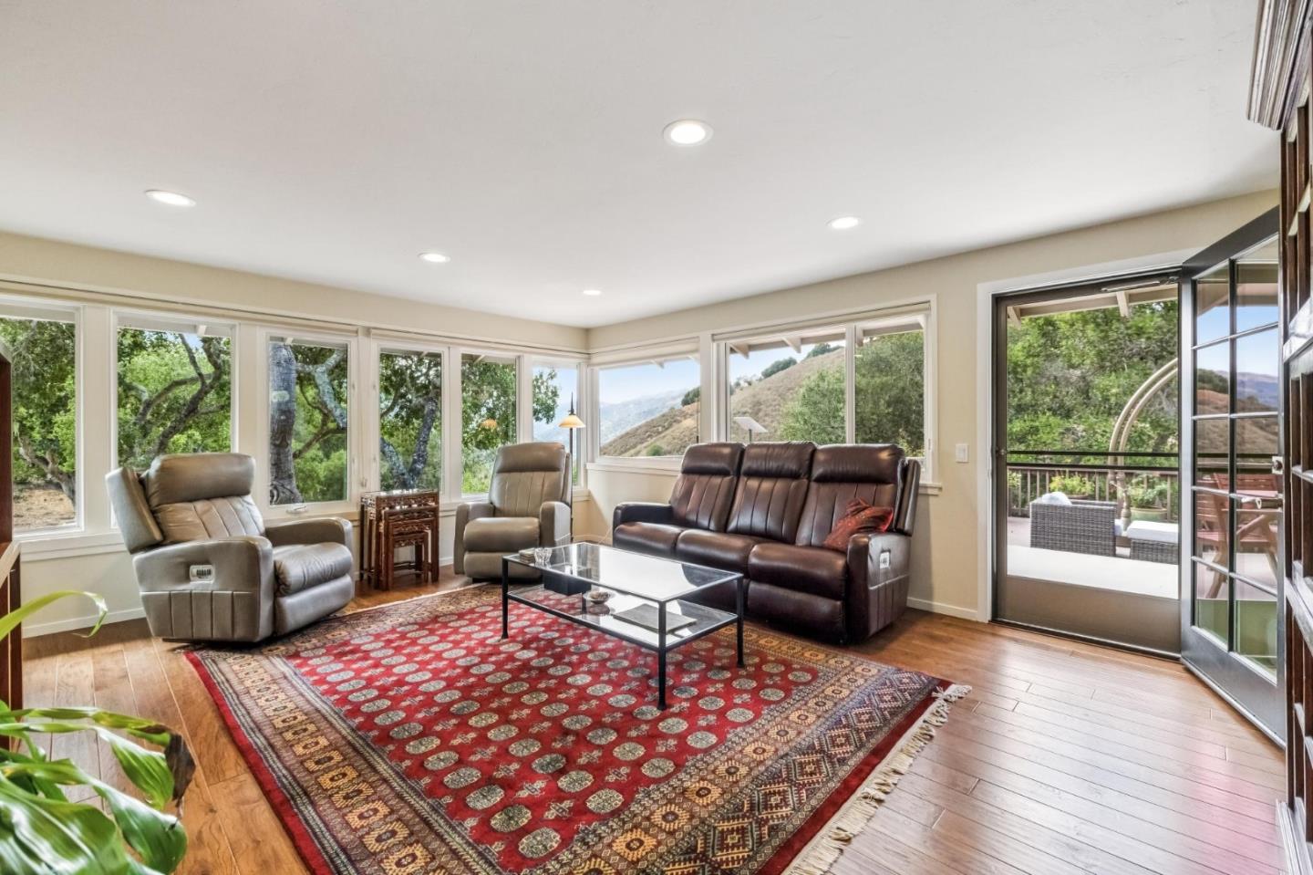 Detail Gallery Image 25 of 48 For 760 Country Club Dr, Carmel Valley,  CA 93924 - 4 Beds | 3 Baths