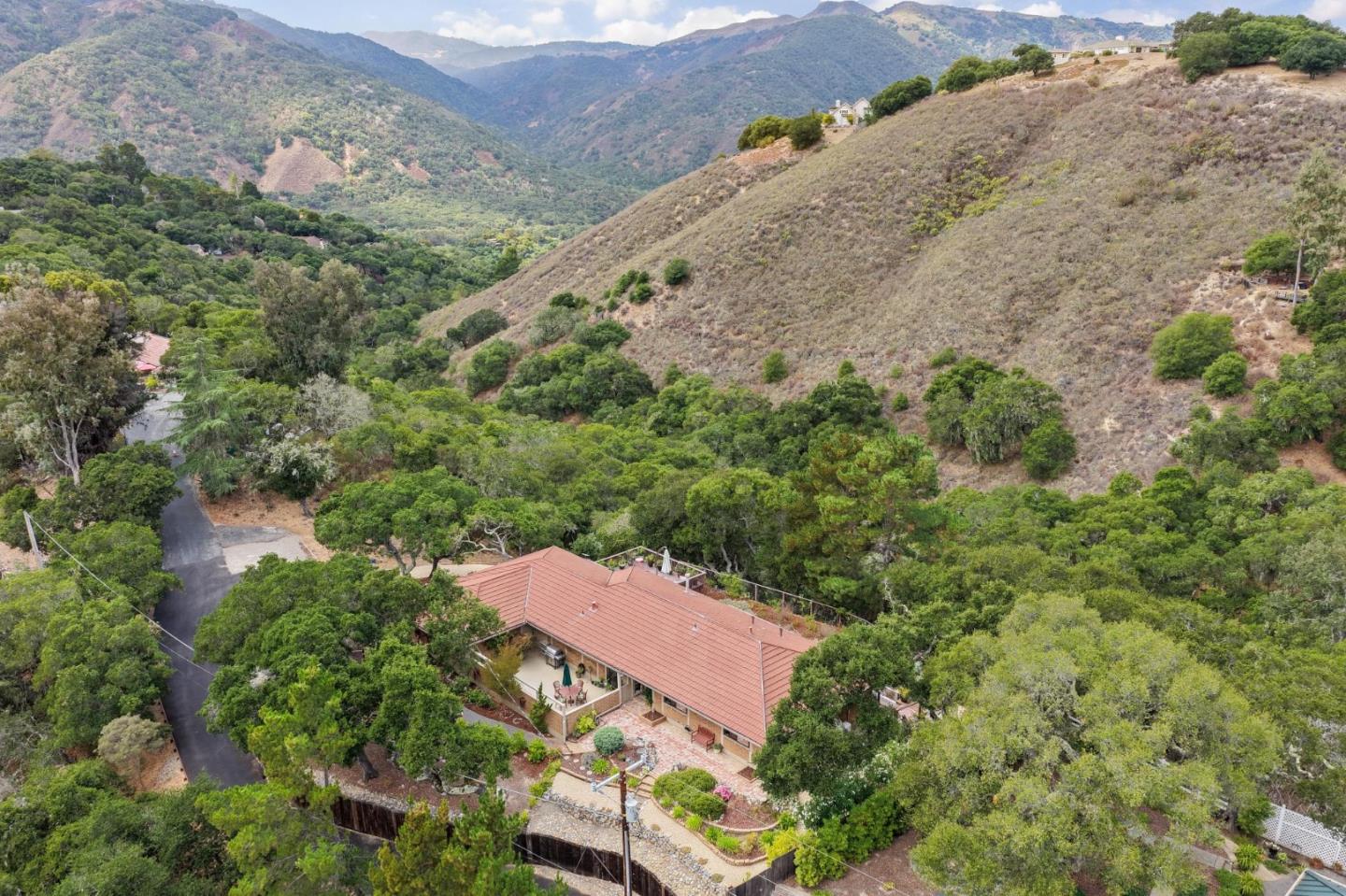 Detail Gallery Image 4 of 48 For 760 Country Club Dr, Carmel Valley,  CA 93924 - 4 Beds | 3 Baths