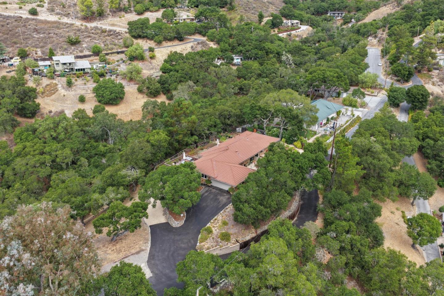Detail Gallery Image 5 of 48 For 760 Country Club Dr, Carmel Valley,  CA 93924 - 4 Beds | 3 Baths
