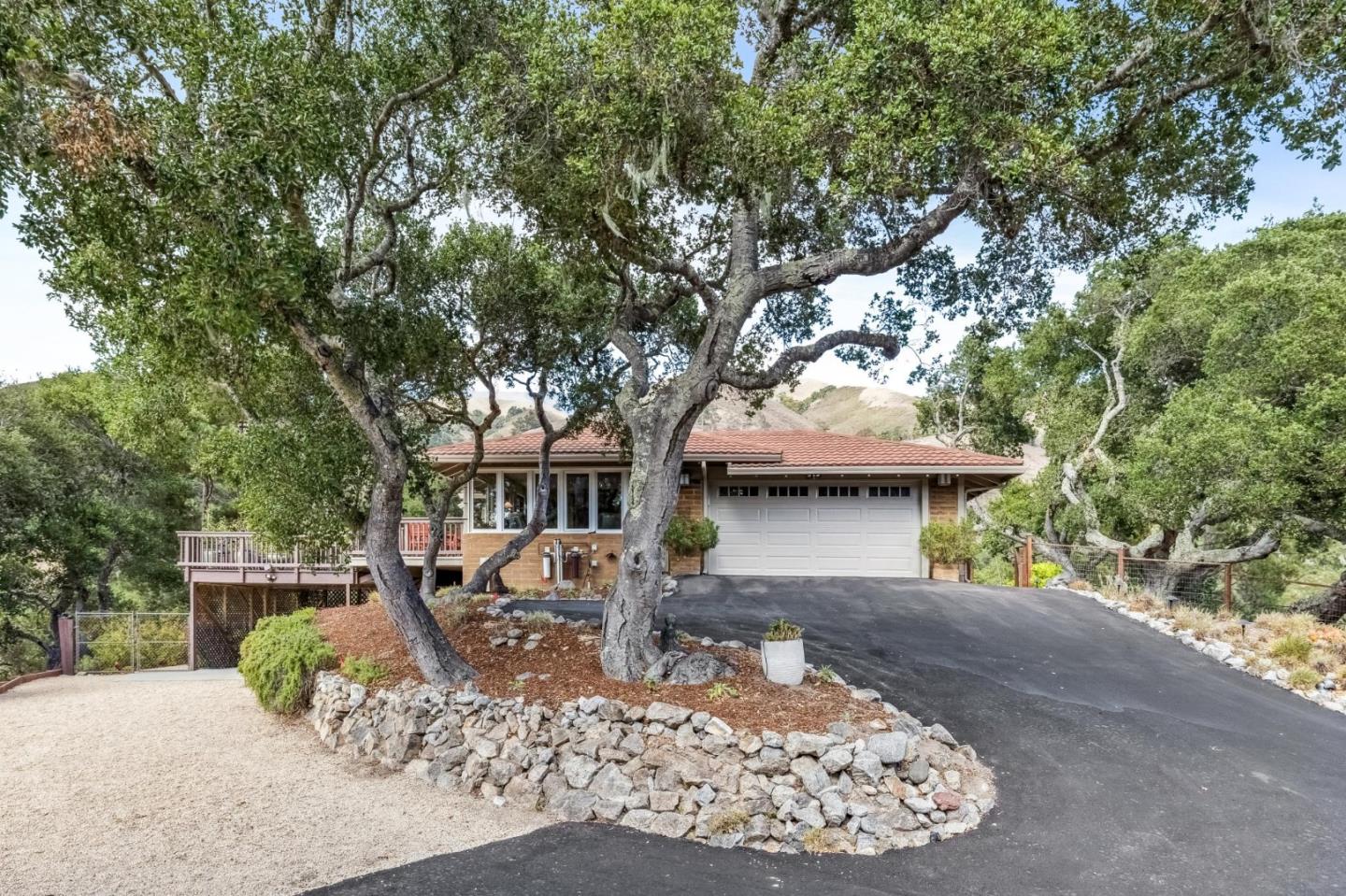 Detail Gallery Image 6 of 48 For 760 Country Club Dr, Carmel Valley,  CA 93924 - 4 Beds | 3 Baths
