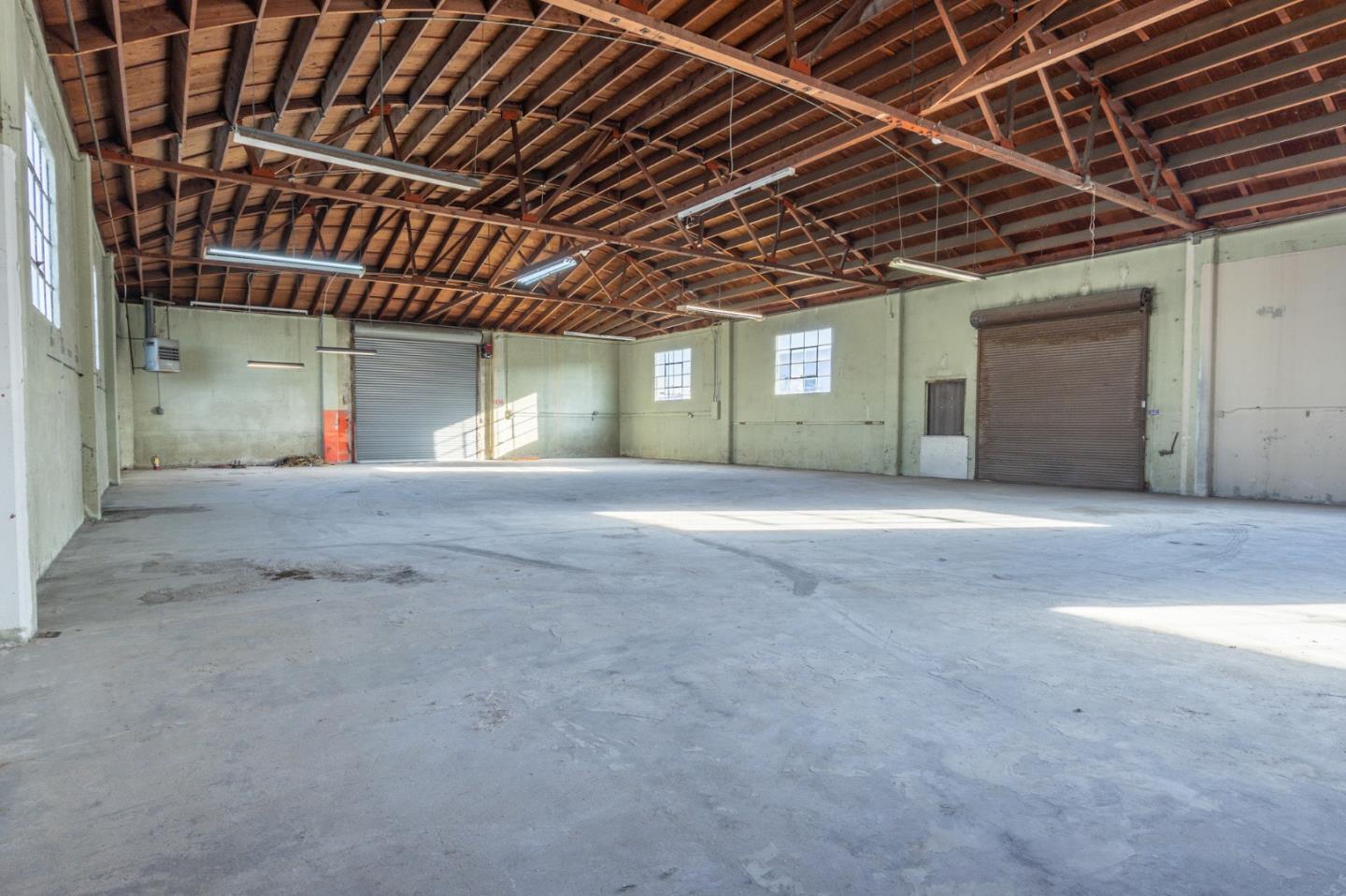 Detail Gallery Image 10 of 41 For 320 Victory Ave, South San Francisco,  CA 94080 - – Beds | – Baths