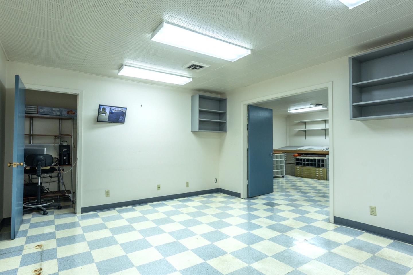 Detail Gallery Image 19 of 41 For 320 Victory Ave, South San Francisco,  CA 94080 - – Beds | – Baths