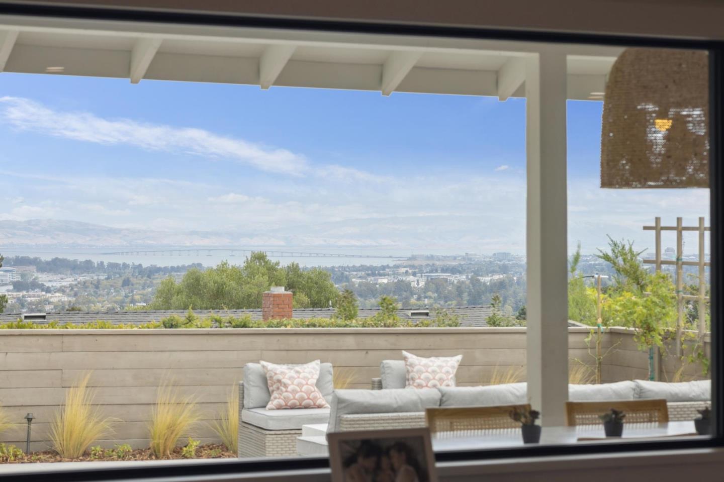 Detail Gallery Image 19 of 74 For 1820 Capistrano Way, Burlingame,  CA 94010 - 3 Beds | 2 Baths