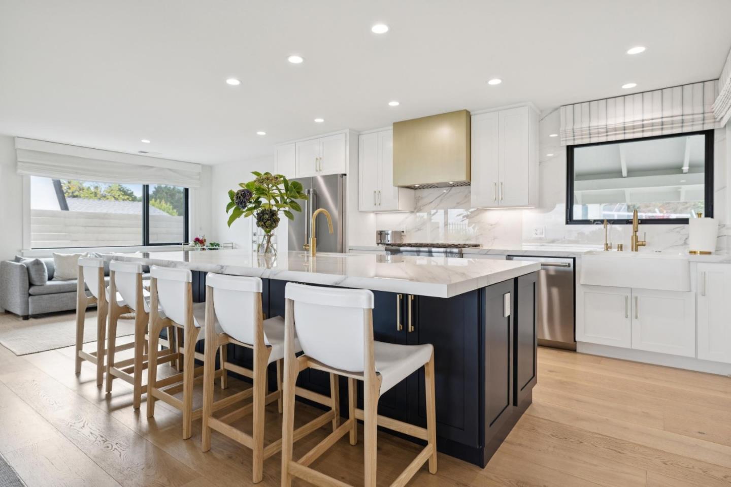 Detail Gallery Image 28 of 74 For 1820 Capistrano Way, Burlingame,  CA 94010 - 3 Beds | 2 Baths