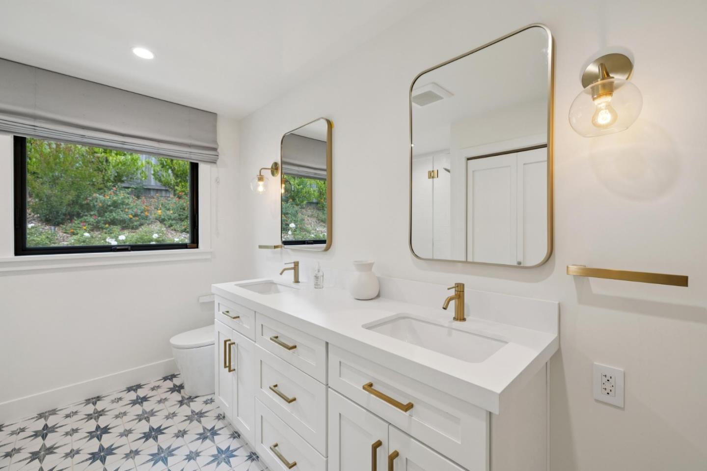 Detail Gallery Image 42 of 74 For 1820 Capistrano Way, Burlingame,  CA 94010 - 3 Beds | 2 Baths