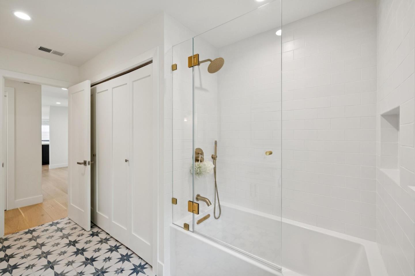 Detail Gallery Image 43 of 74 For 1820 Capistrano Way, Burlingame,  CA 94010 - 3 Beds | 2 Baths