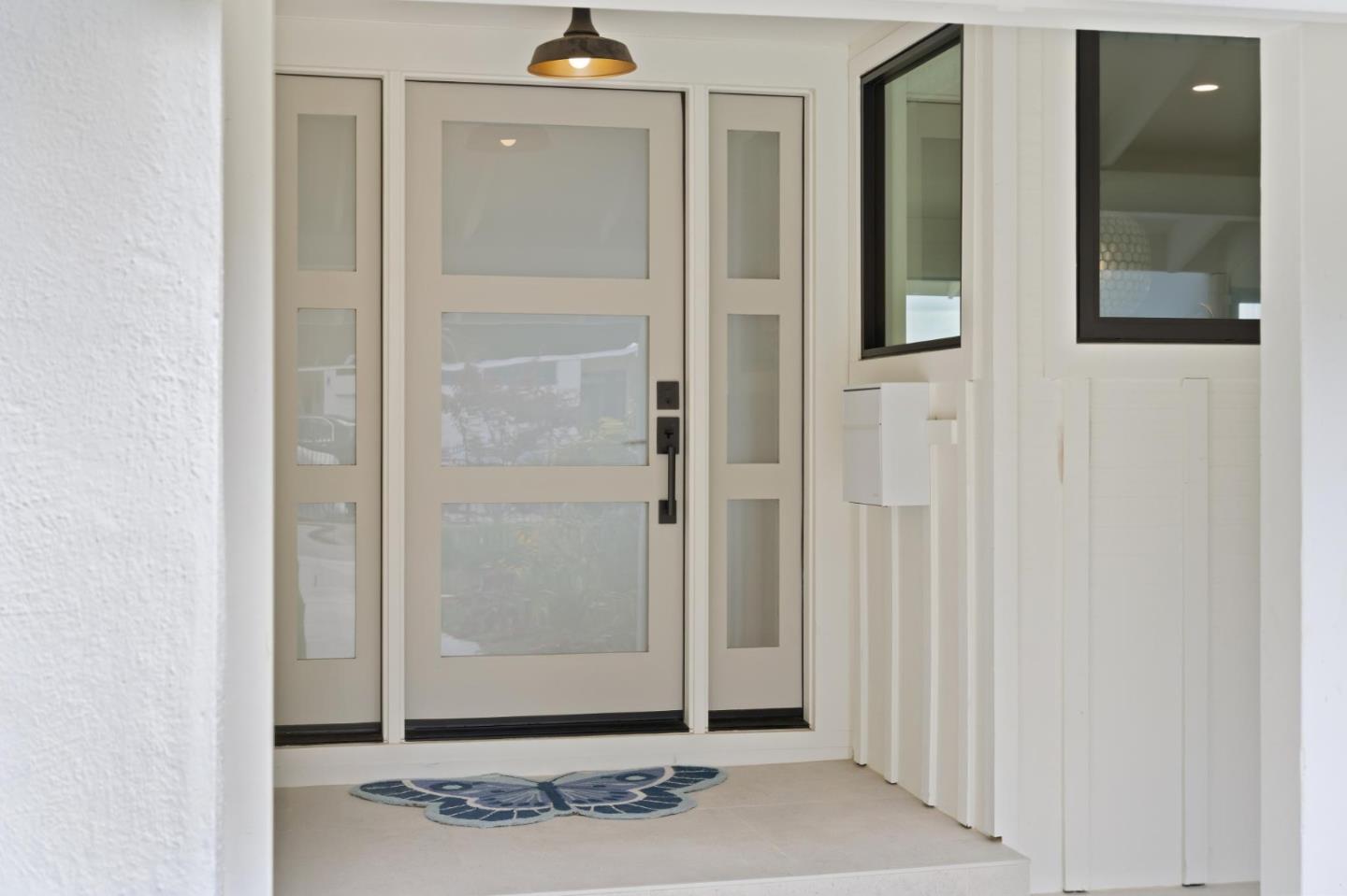 Detail Gallery Image 6 of 74 For 1820 Capistrano Way, Burlingame,  CA 94010 - 3 Beds | 2 Baths