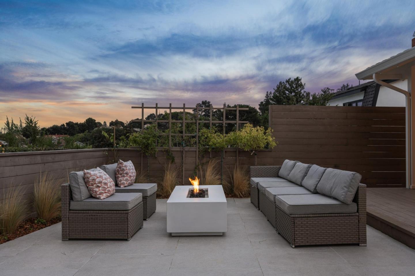 Detail Gallery Image 63 of 74 For 1820 Capistrano Way, Burlingame,  CA 94010 - 3 Beds | 2 Baths