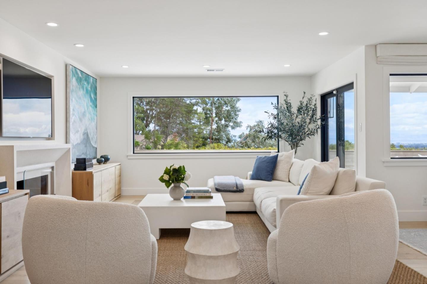 Detail Gallery Image 9 of 74 For 1820 Capistrano Way, Burlingame,  CA 94010 - 3 Beds | 2 Baths