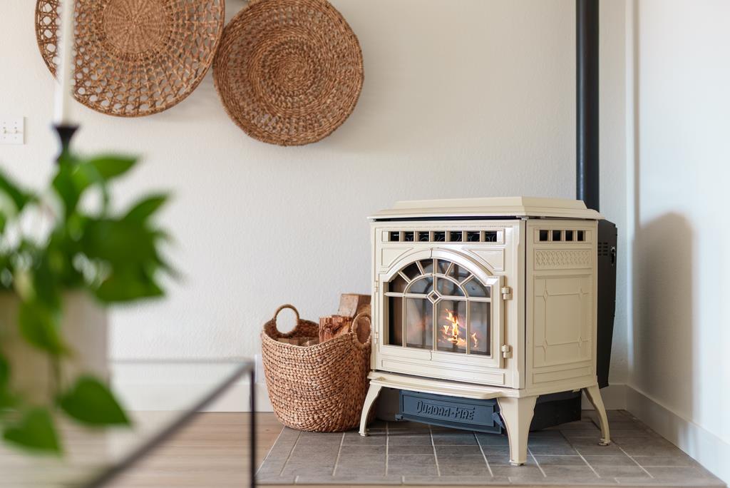 Detail Gallery Image 7 of 45 For 3245 Soquel San Jose Rd, Soquel,  CA 95073 - 3 Beds | 2 Baths