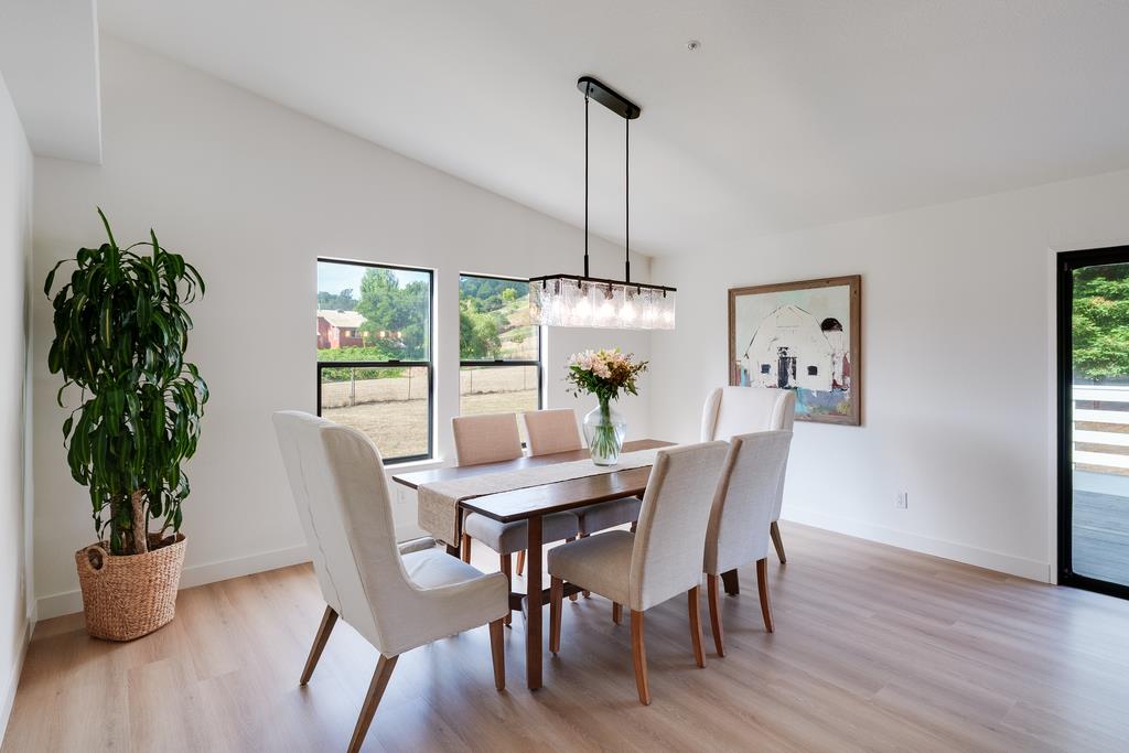 Detail Gallery Image 9 of 45 For 3245 Soquel San Jose Rd, Soquel,  CA 95073 - 3 Beds | 2 Baths