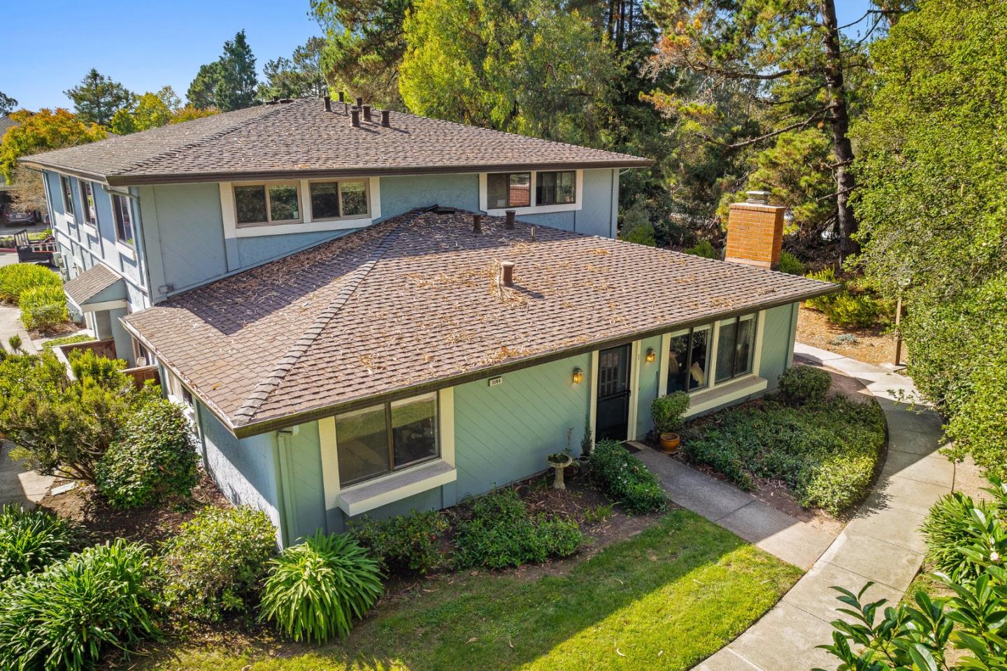 Detail Gallery Image 1 of 21 For 1144 Callas Ln #1,  Capitola,  CA 95010 - 2 Beds | 1 Baths