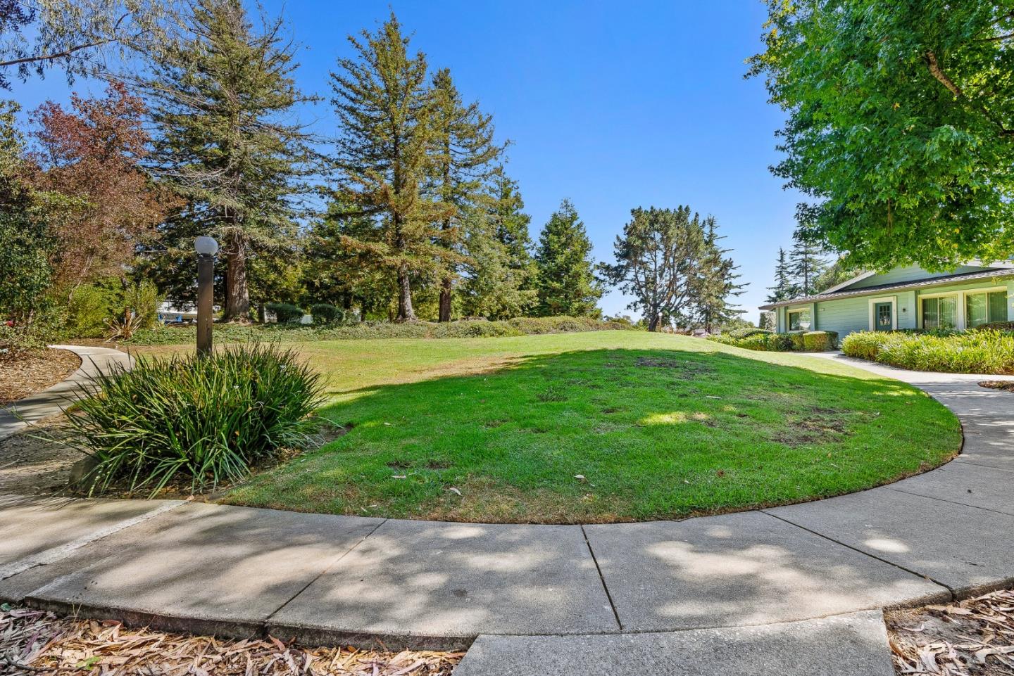 Detail Gallery Image 19 of 21 For 1144 Callas Ln #1,  Capitola,  CA 95010 - 2 Beds | 1 Baths
