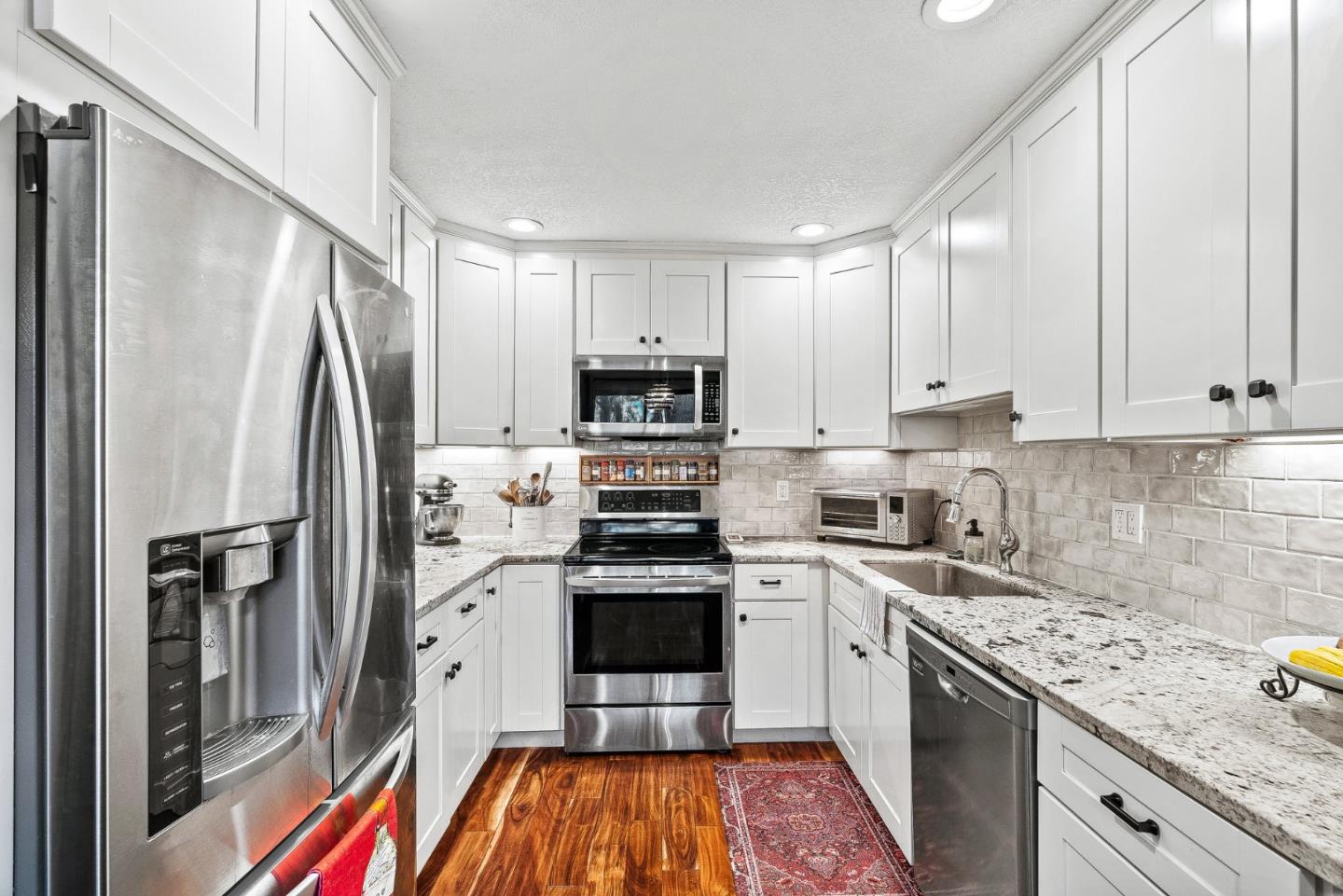 Detail Gallery Image 7 of 21 For 1144 Callas Ln #1,  Capitola,  CA 95010 - 2 Beds | 1 Baths