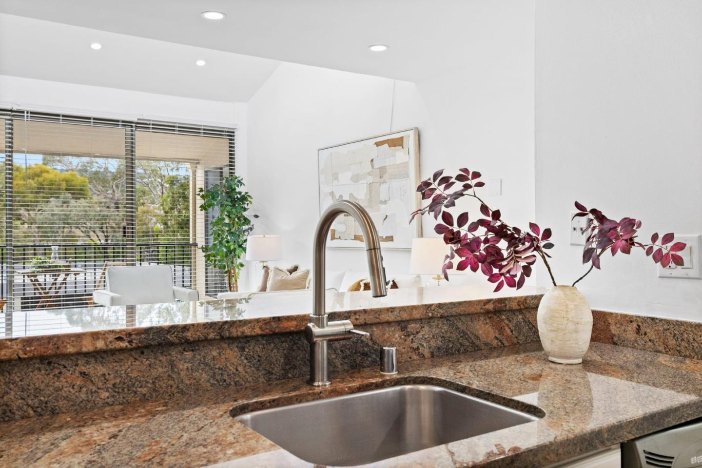 Detail Gallery Image 10 of 38 For 380 Vallejo Dr #321,  Millbrae,  CA 94030 - 1 Beds | 1 Baths