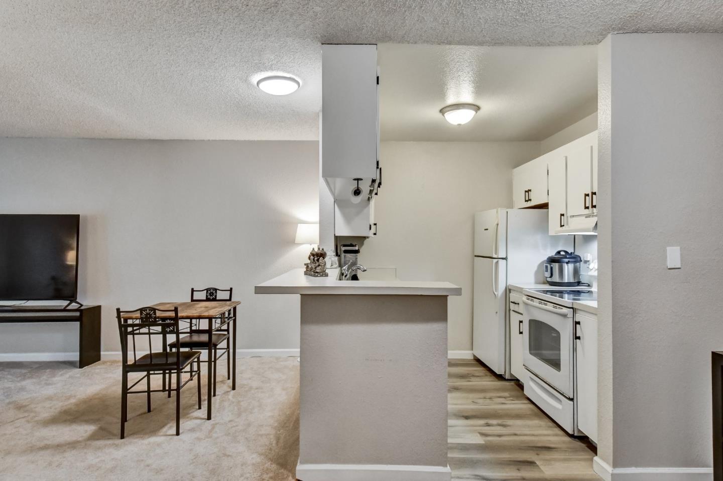 Detail Gallery Image 10 of 37 For 377 Mandarin Dr #305,  Daly City,  CA 94015 - 1 Beds | 1 Baths