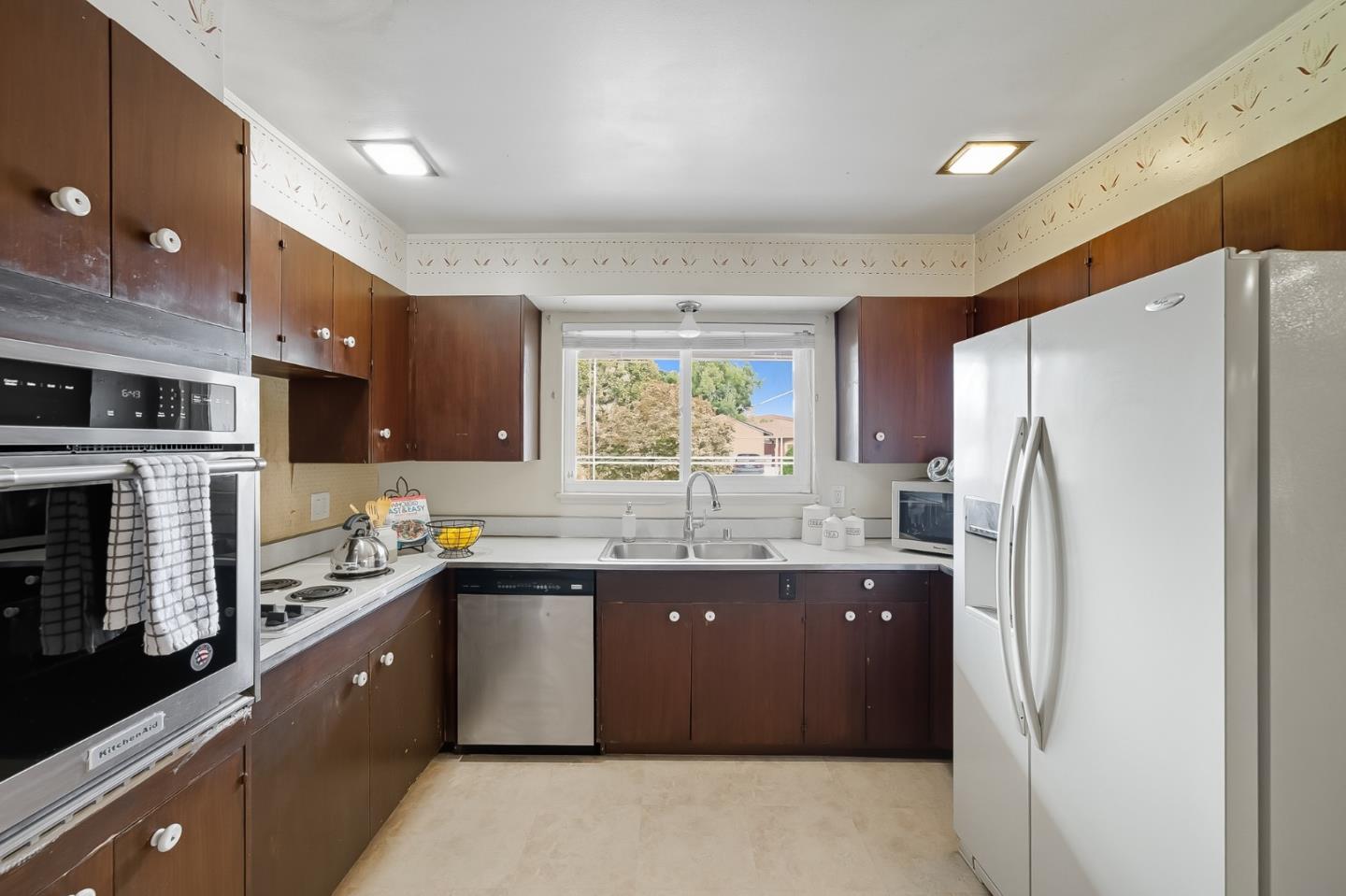 Detail Gallery Image 10 of 41 For 3456 Bonita Ave, Santa Clara,  CA 95051 - 3 Beds | 2 Baths