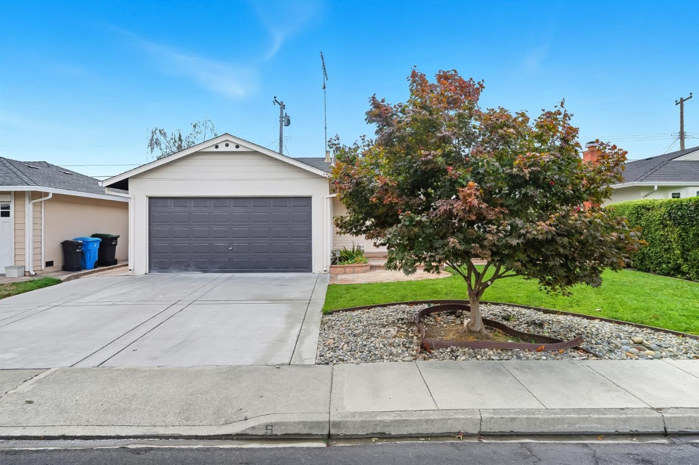 Detail Gallery Image 4 of 41 For 3456 Bonita Ave, Santa Clara,  CA 95051 - 3 Beds | 2 Baths