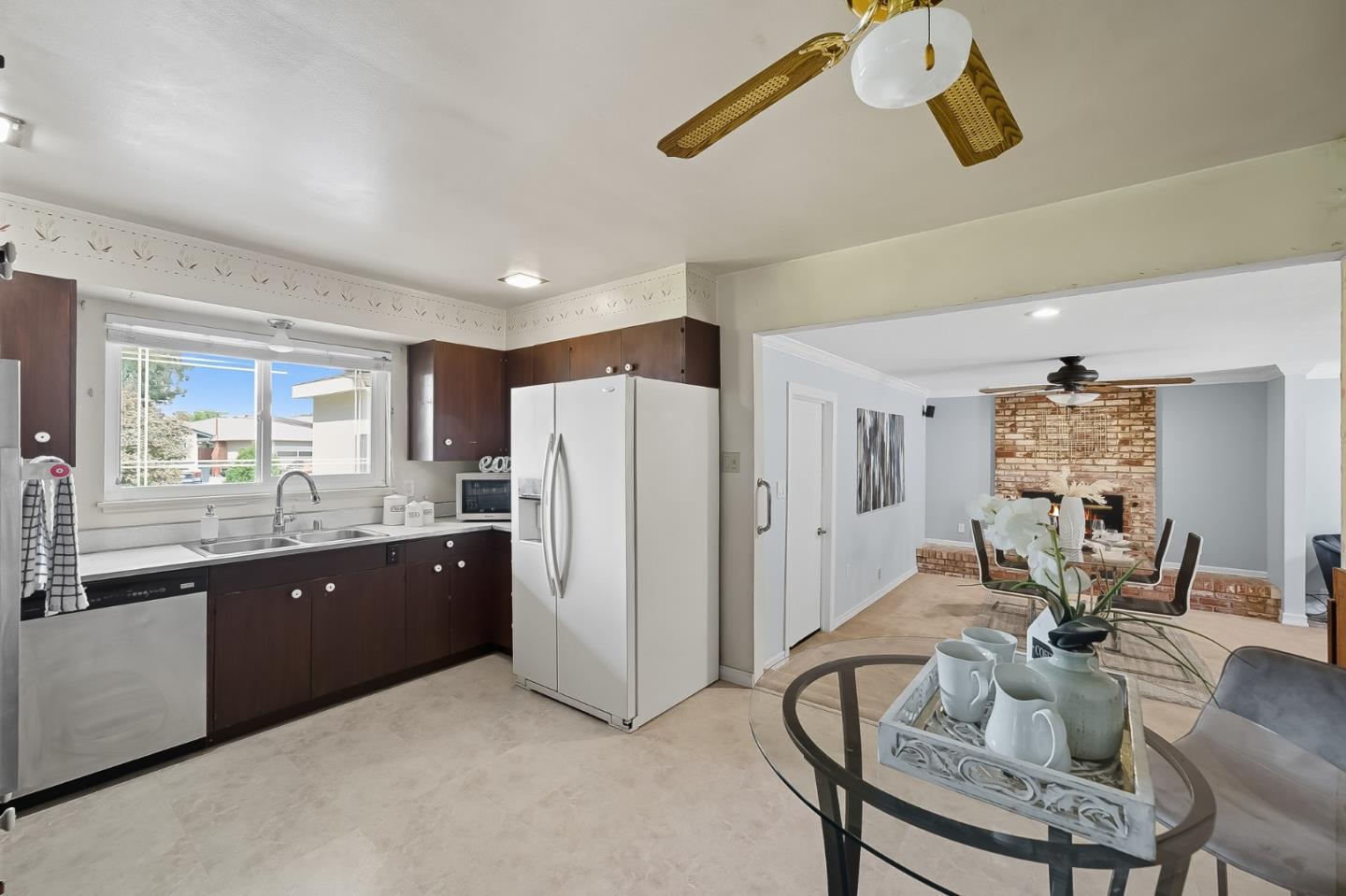 Detail Gallery Image 9 of 41 For 3456 Bonita Ave, Santa Clara,  CA 95051 - 3 Beds | 2 Baths