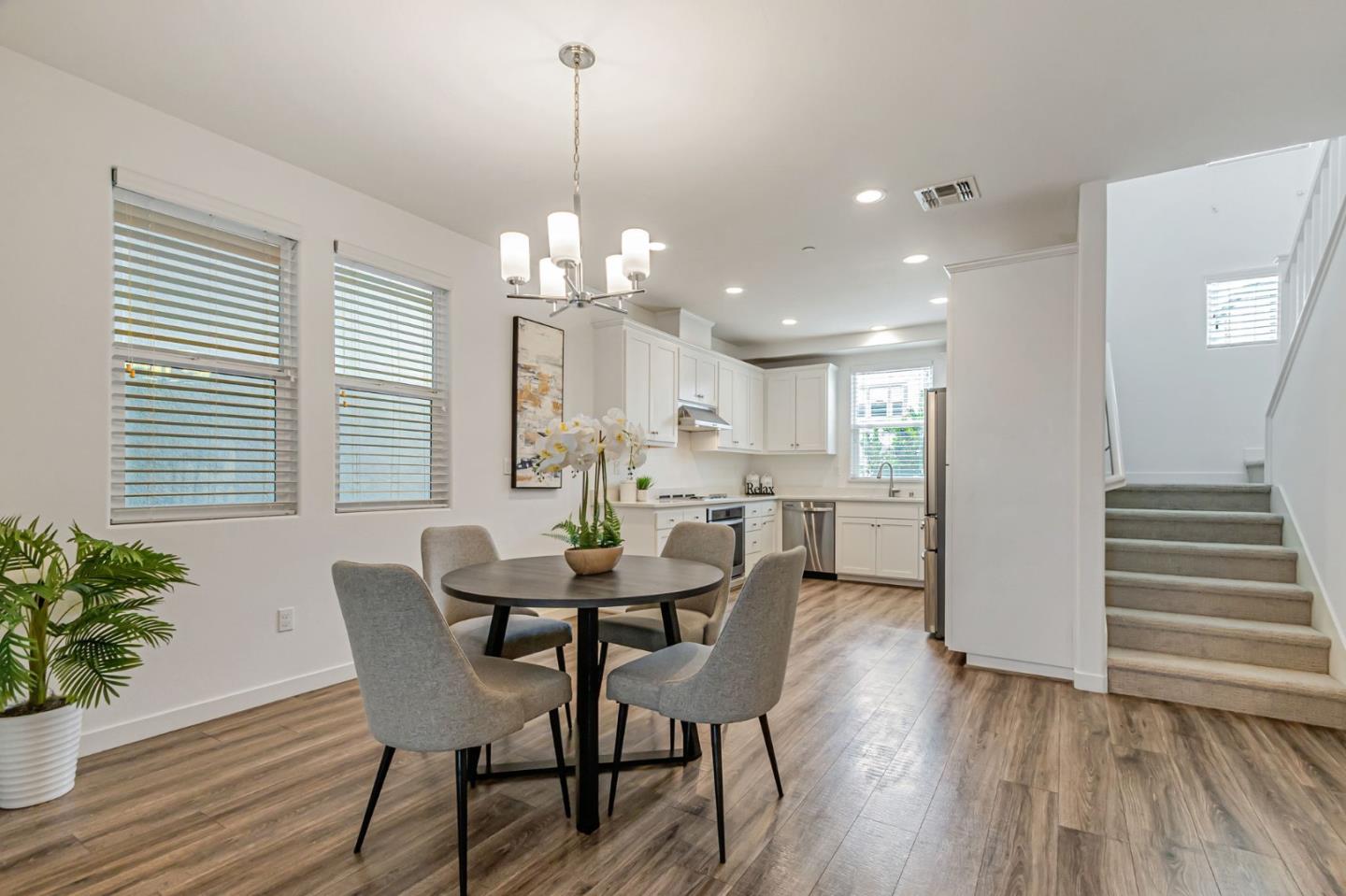 Detail Gallery Image 11 of 42 For 813 Garden St, Milpitas,  CA 95035 - 4 Beds | 3/1 Baths