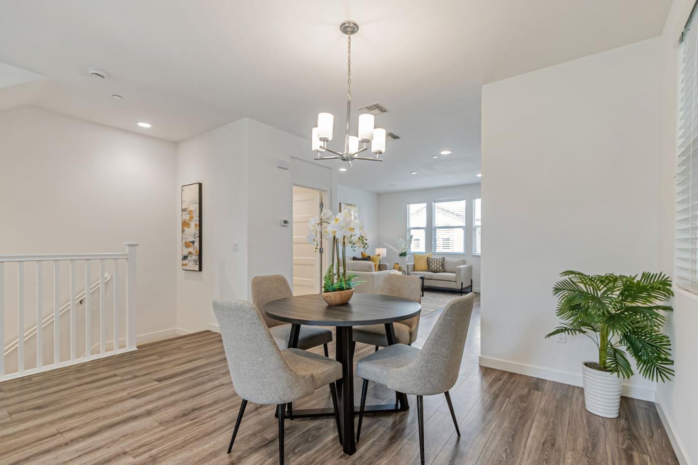 Detail Gallery Image 13 of 42 For 813 Garden St, Milpitas,  CA 95035 - 4 Beds | 3/1 Baths