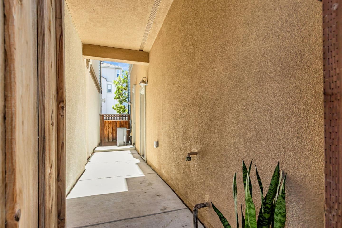 Detail Gallery Image 36 of 42 For 813 Garden St, Milpitas,  CA 95035 - 4 Beds | 3/1 Baths