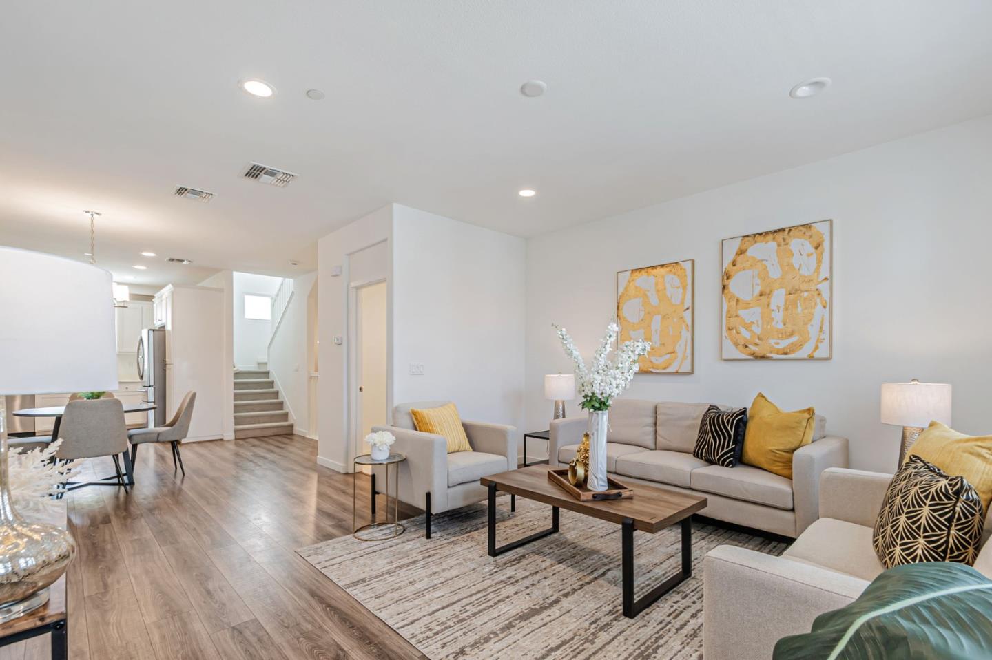 Detail Gallery Image 8 of 42 For 813 Garden St, Milpitas,  CA 95035 - 4 Beds | 3/1 Baths