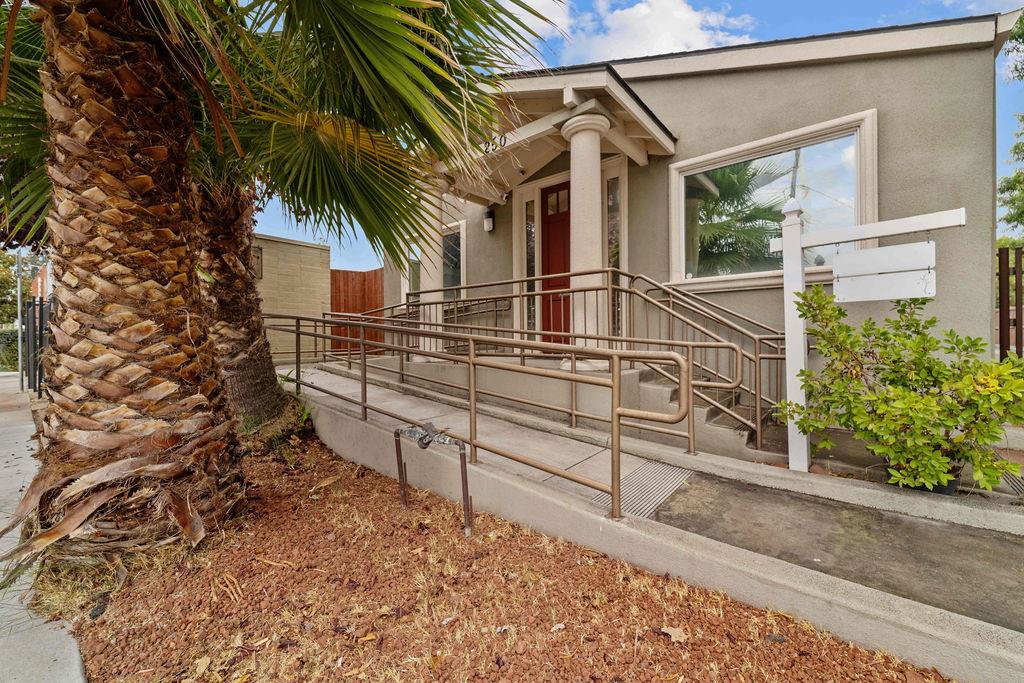 Detail Gallery Image 2 of 35 For 250 Meridian Ave, San Jose,  CA 95126 - – Beds | – Baths