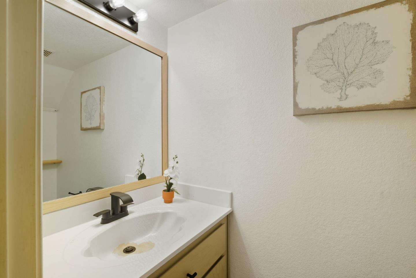 Detail Gallery Image 21 of 53 For 1860 Home Gate Dr, San Jose,  CA 95148 - 3 Beds | 2/1 Baths