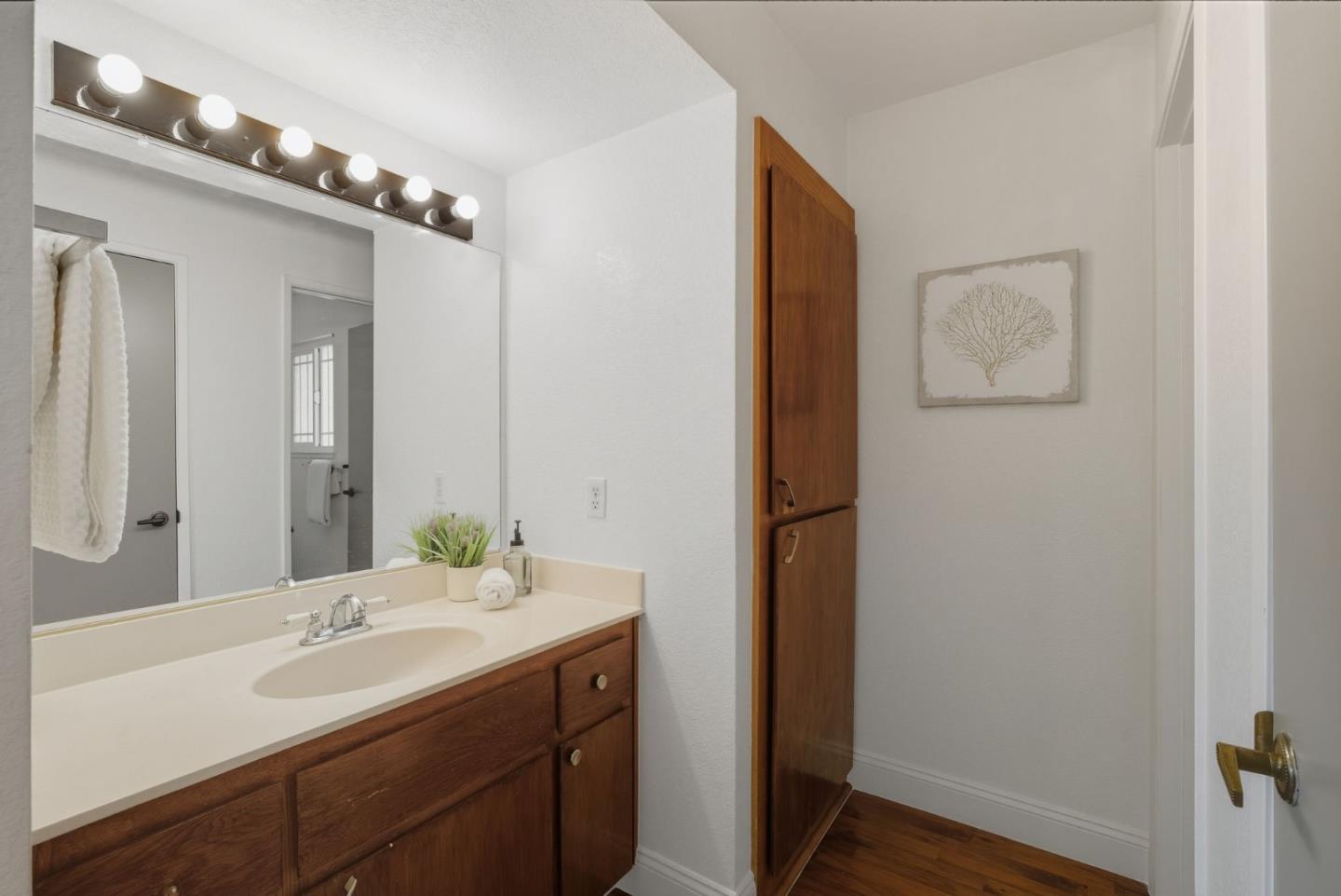 Detail Gallery Image 26 of 53 For 1860 Home Gate Dr, San Jose,  CA 95148 - 3 Beds | 2/1 Baths