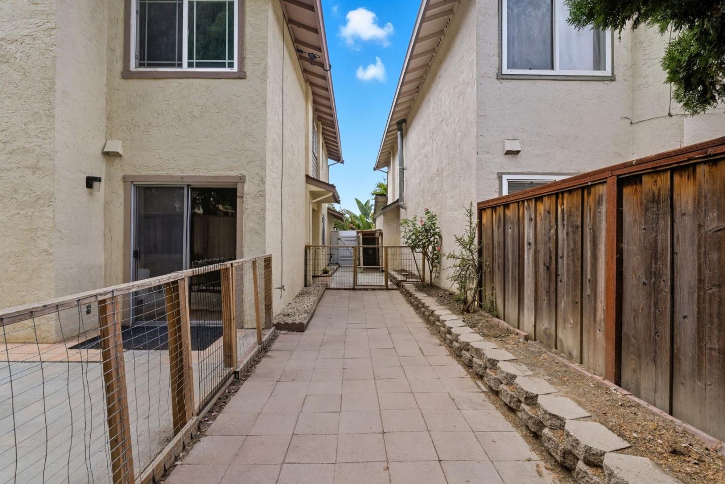 Detail Gallery Image 29 of 53 For 1860 Home Gate Dr, San Jose,  CA 95148 - 3 Beds | 2/1 Baths