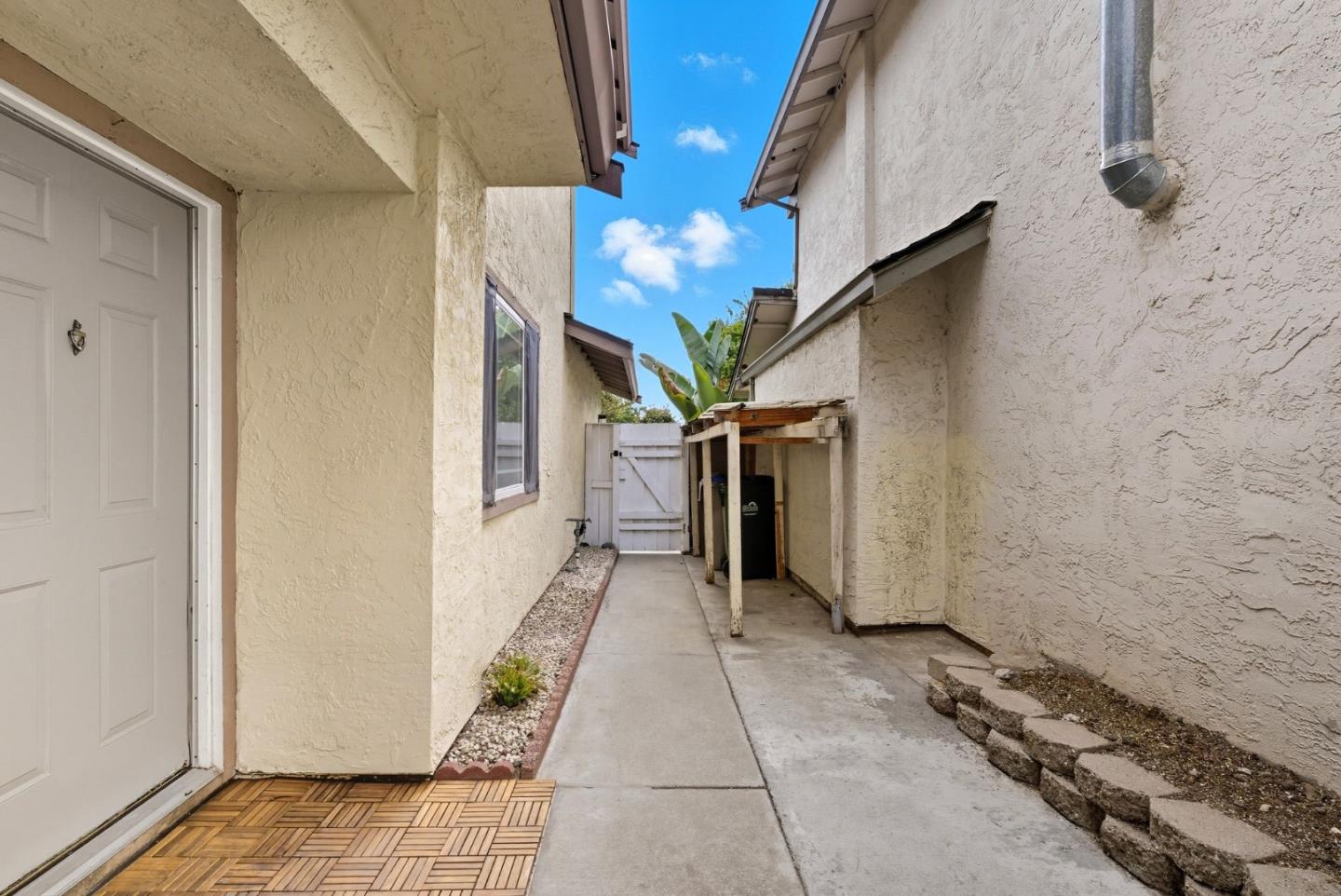 Detail Gallery Image 31 of 53 For 1860 Home Gate Dr, San Jose,  CA 95148 - 3 Beds | 2/1 Baths