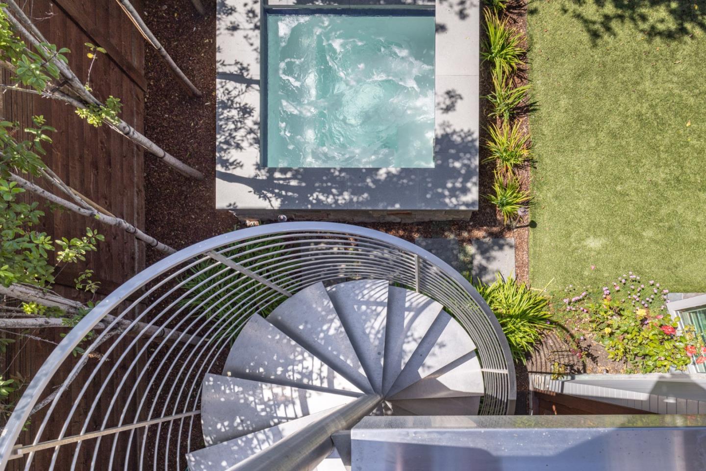 Detail Gallery Image 16 of 32 For 0 San Antonio 2 Nw of 7th, Carmel,  CA 93921 - 3 Beds | 3 Baths