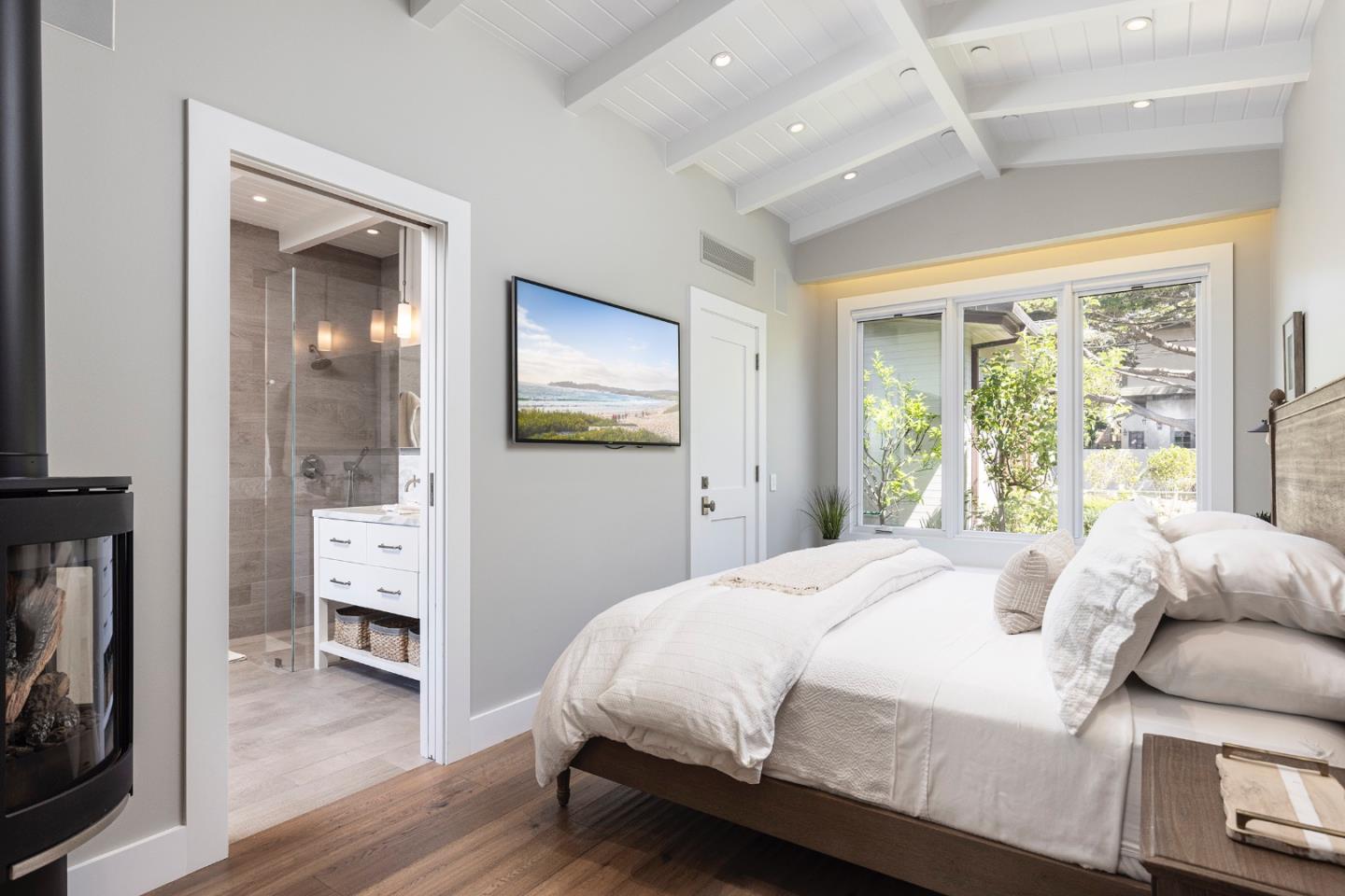 Detail Gallery Image 22 of 32 For 0 San Antonio 2 Nw of 7th, Carmel,  CA 93921 - 3 Beds | 3 Baths