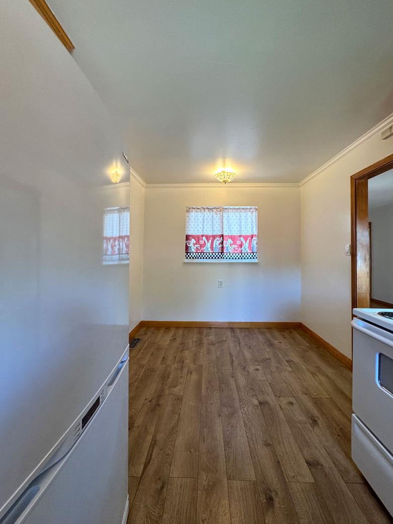 Detail Gallery Image 6 of 15 For 1201 Heatherstone Way, Sunnyvale,  CA 94087 - 3 Beds | 1 Baths