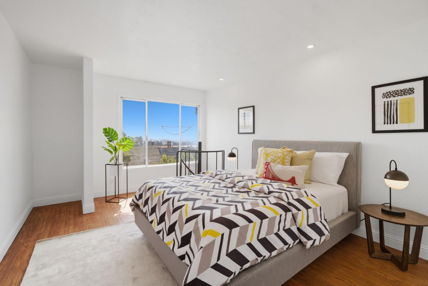 Detail Gallery Image 17 of 69 For 401 Orizaba Ave, San Francisco,  CA 94132 - 3 Beds | 1 Baths