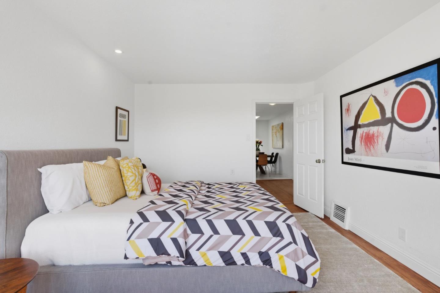 Detail Gallery Image 18 of 69 For 401 Orizaba Ave, San Francisco,  CA 94132 - 3 Beds | 1 Baths