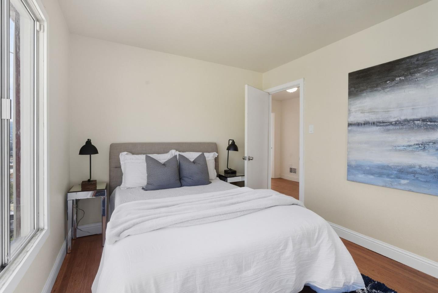 Detail Gallery Image 22 of 69 For 401 Orizaba Ave, San Francisco,  CA 94132 - 3 Beds | 1 Baths