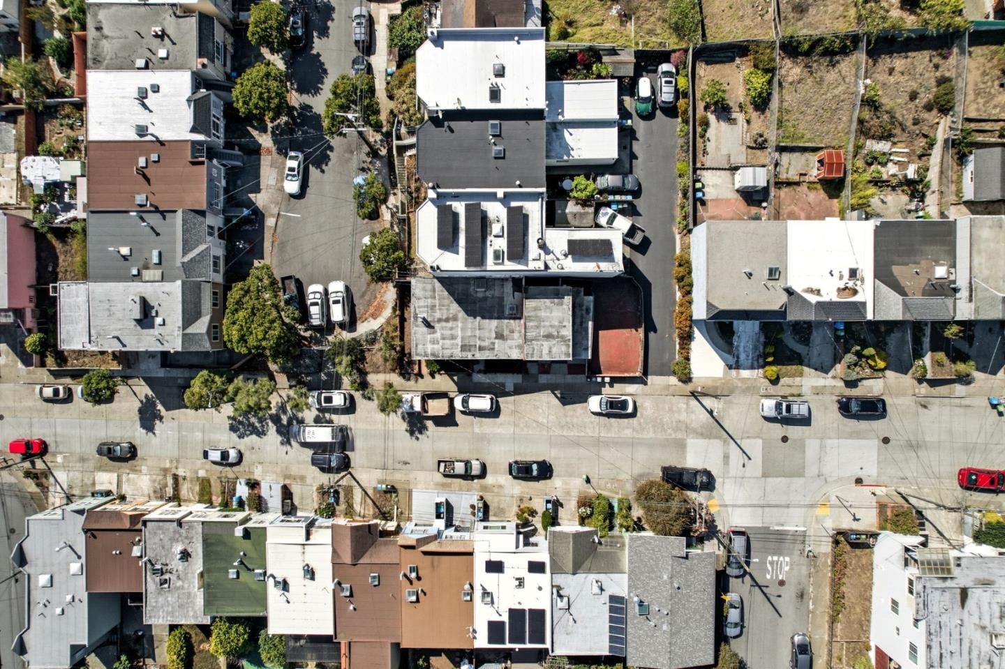 Detail Gallery Image 47 of 69 For 401 Orizaba Ave, San Francisco,  CA 94132 - 3 Beds | 1 Baths