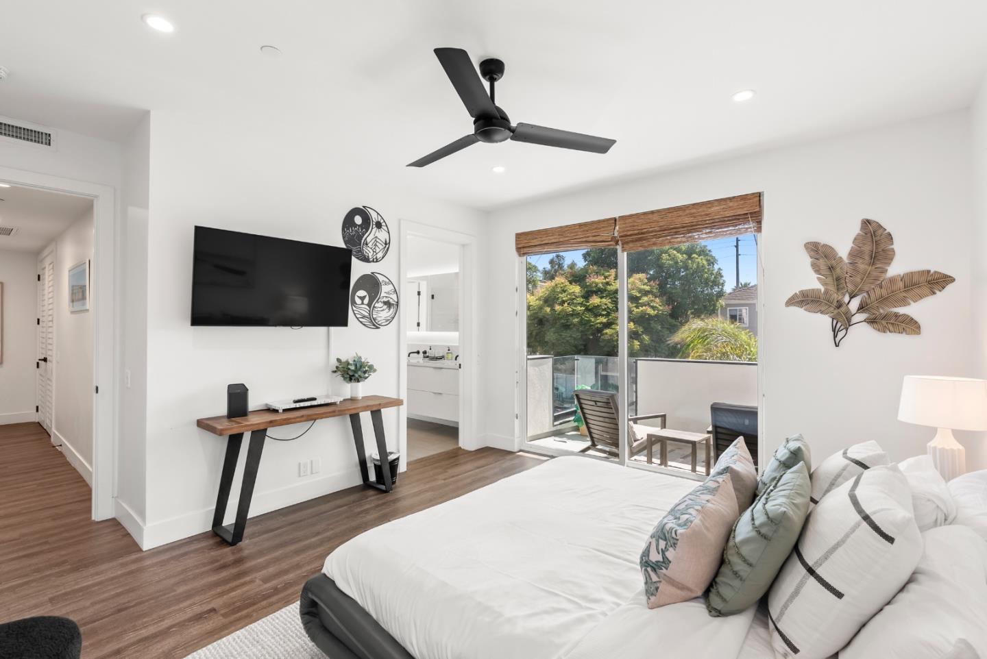 Detail Gallery Image 31 of 65 For 508 N Tremont St a,  Oceanside,  CA 92054 - 3 Beds | 3/1 Baths